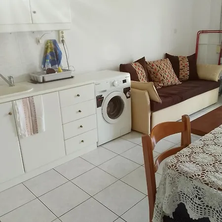 Delasera House Apartament *